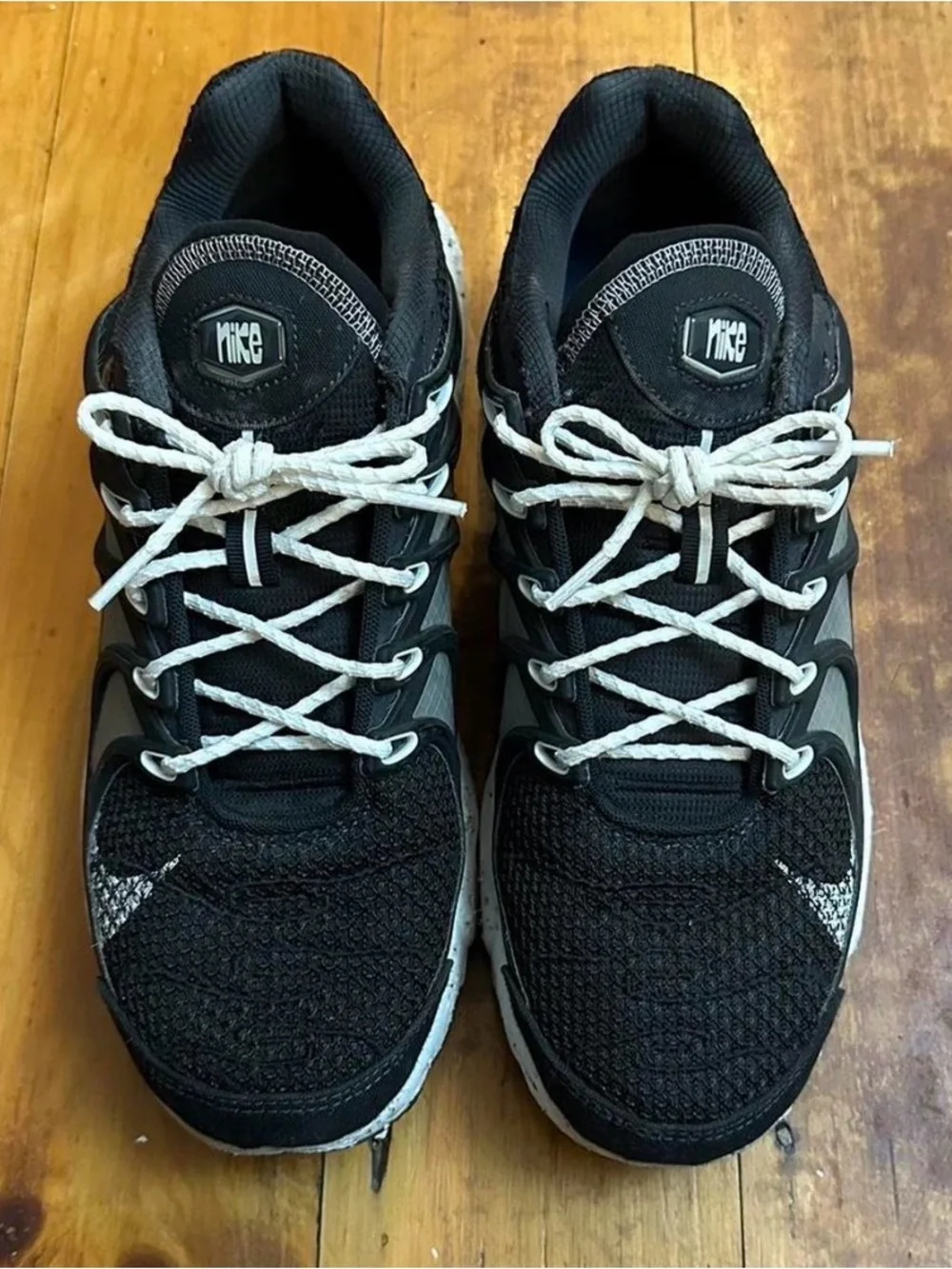 Nike men running